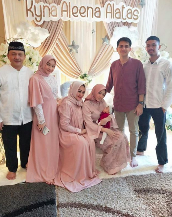 10 Momen Akikah Baby Kyna, Puteri Adzana Bing Slamet dan Rizky Alatas