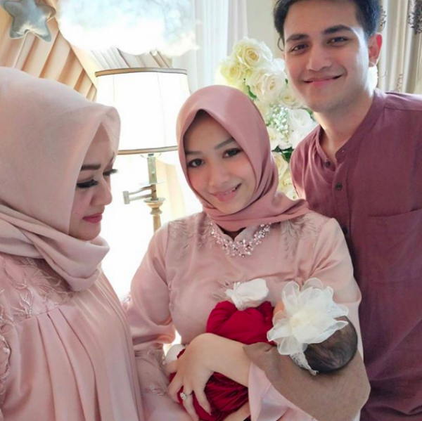 10 Momen Akikah Baby Kyna, Puteri Adzana Bing Slamet dan Rizky Alatas