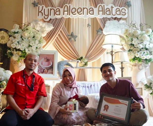 10 Momen Akikah Baby Kyna, Puteri Adzana Bing Slamet dan Rizky Alatas
