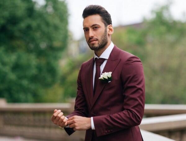 10 Pesona Bintang Turki dan AC Milan, Hakan Calhanoglu