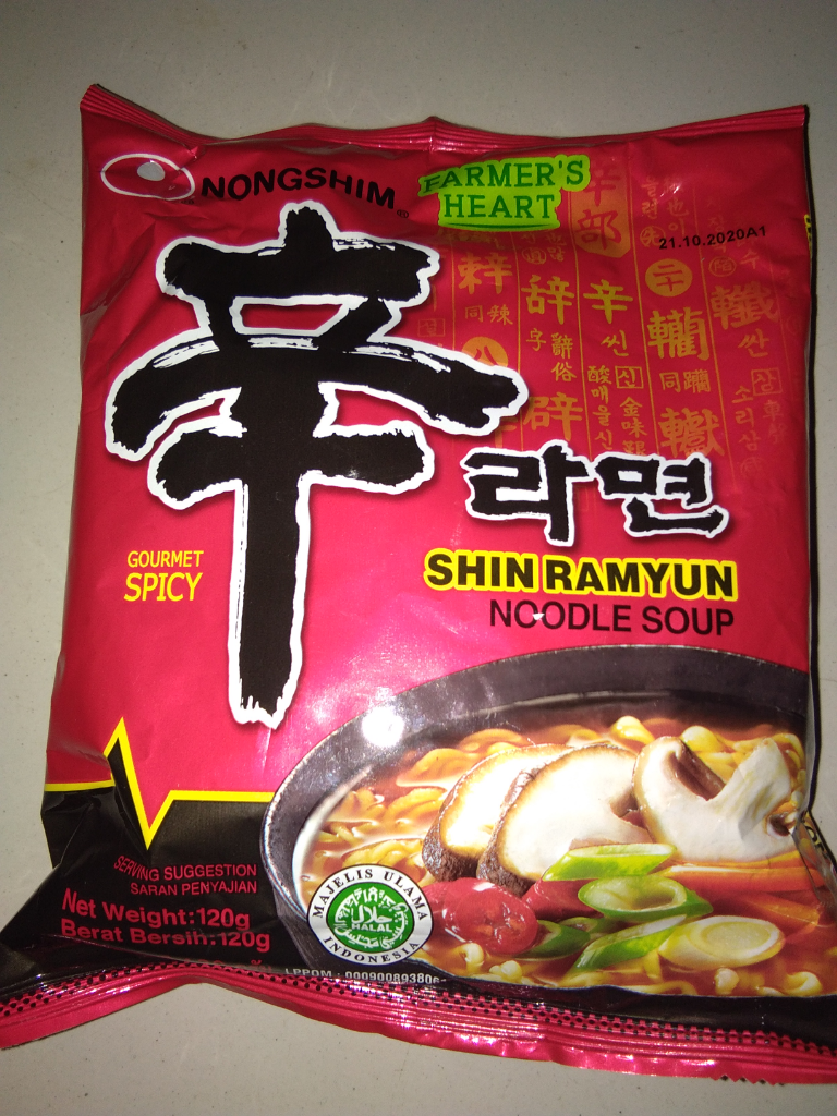 Nyobain Mie Asal Korea, Beli Di Mini Market Deket Rumah Nih Gan