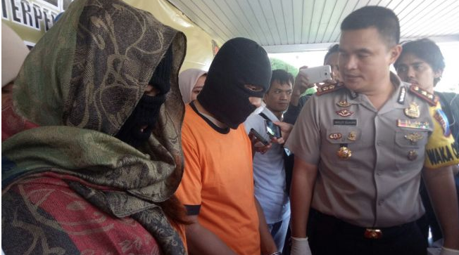 Sudah Minta Ampun karena Lemas, Suami Tetap Paksa Istri Layani 4 Temannya