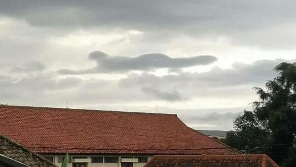 Awan Mirip 'Macan Loncat' Hiasi Langit Lembang, Begini Kata BMKG