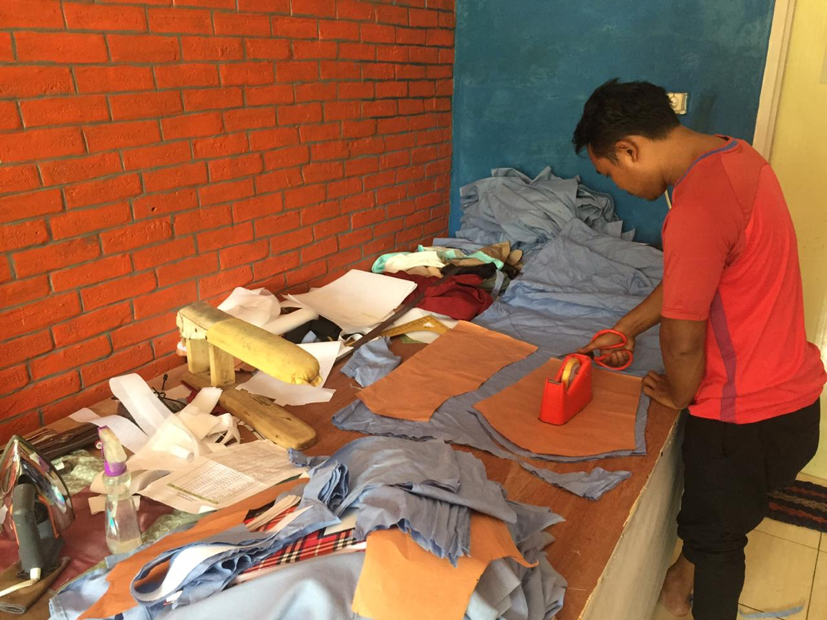 Lowongan Tukang Jahit Penjahit Konveksi Makloon CMT Sistem Borongan