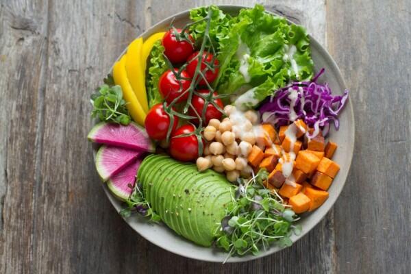 Sehat dan Segar, 5 Jenis Salad yang Wajib Kamu Ketahui!