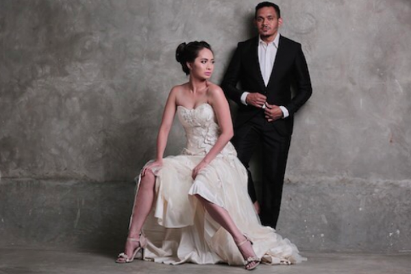 Satu Dekade Menikah, 10 Potret Kemesraan Verlita Evelyn dan Ivan Saba