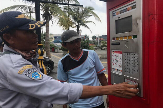 Genjot Pendapatan Parkir, Dishub DKI Terapkan Sistem Dompet Elektronik