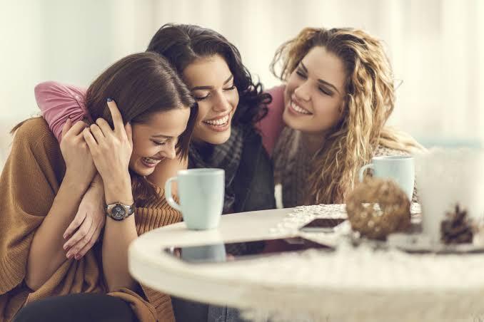 Ambyar, Hidup Tanpa Teman atau Tanpa Pacar?