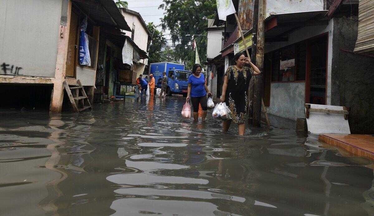 Kekhawatiran Warga Semakin Sering Saat Hujan Melanda Ibu Kota