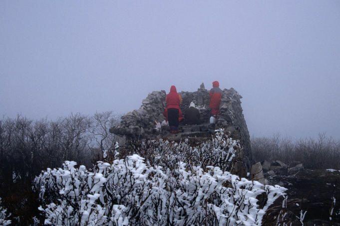 Seperti Inilah Pengalaman Serunya Bermain Salju Di Gunung Taebaeksan Korea !
