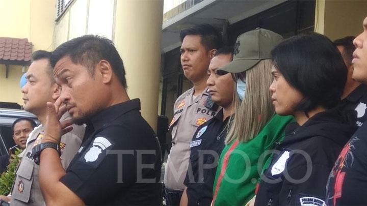 Polisi Akan Tentukan Jenis Kelamin Lucinta Luna Hari Ini