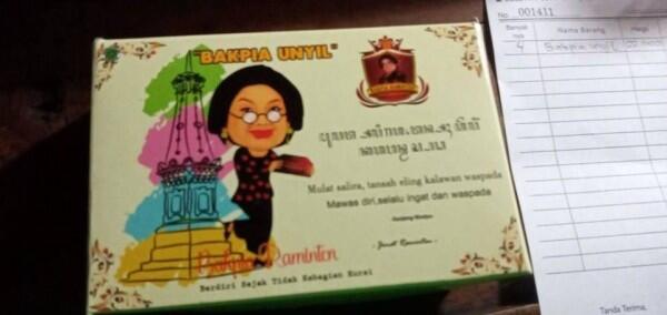 Pemesan Keburu Naik Pesawat, Aksi Tanggung Jawab Ojol Ini Tuai Pujian