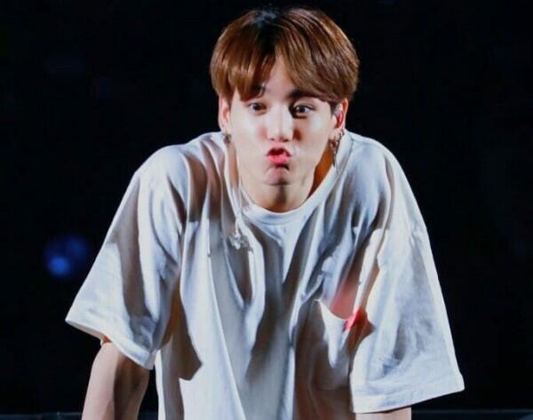 9 Pesona Jungkook BTS Saat Menampilkan Pouty Lips, Gemas Maksimal!