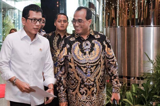 Menparekraf Dorong Maskapai Segera Manfaatkan Slot Kosong Penerbangan