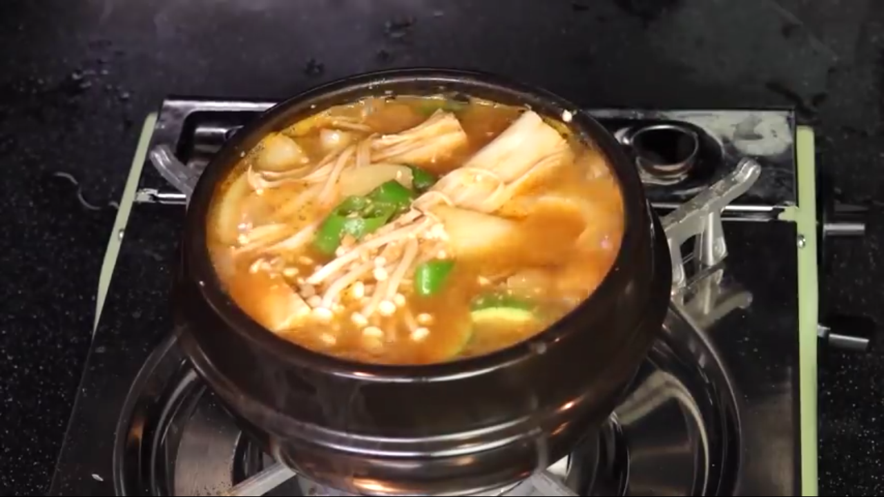 Yuk Kenali Beberapa Jenis Banchan, Makanan Rumahan Ala Korea Selatan!