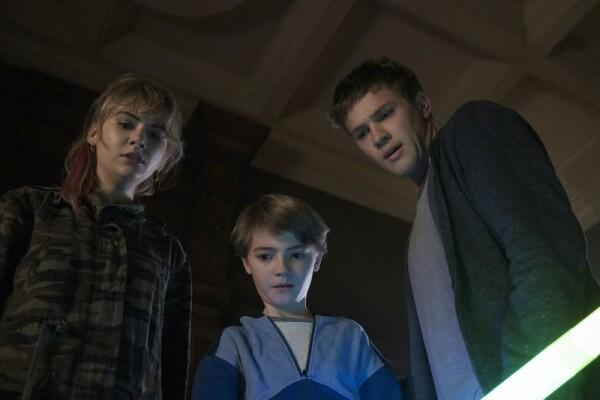 10 Potret Jackson Robert Scott, Aktor 'Locke & Key' yang Bikin Gemas