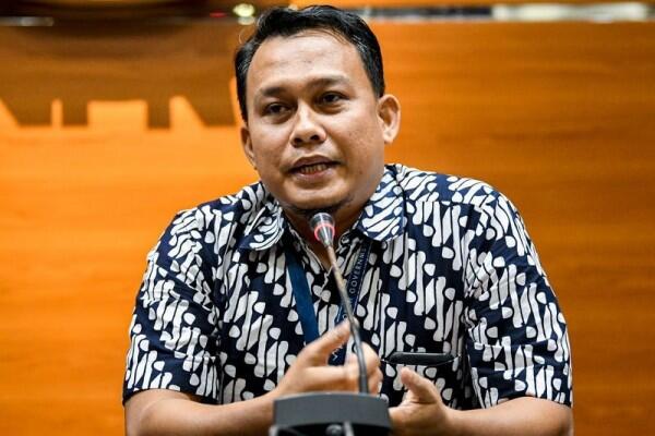 Eks Sekjen MA Nurhadi Resmi Jadi Buronan KPK