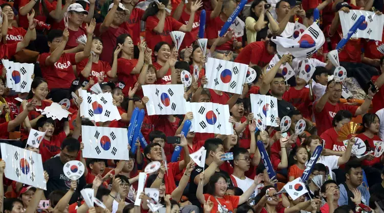 Raksasa Sepakbola Asia dibalik K-POP dan Drakor
