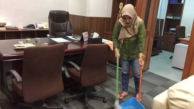 Merasa Rendah di Hadapan Orang Lain dengan Pekerjaan Anda Sekarang? Simak Ini