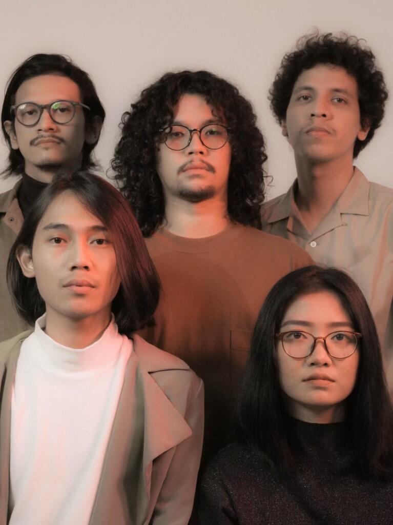 Band Baru “Waltz Dialog”, Siap Mewarnai Musik Indonesia