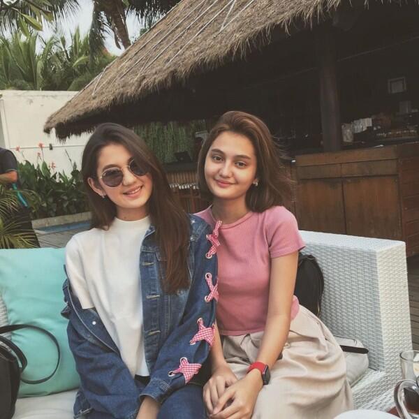 10 Pesona Laura Abbas Jackson yang Ternyata Pacar Adik Irish Bella