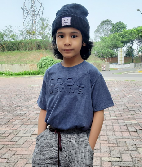 10 Potret Gemas Akja Dethan, Artis Cilik yang Curi Perhatian Publik