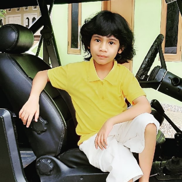 10 Potret Gemas Akja Dethan, Artis Cilik yang Curi Perhatian Publik