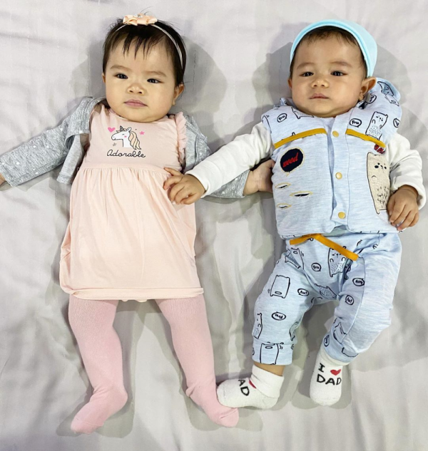 Bayi Stylish, 10 Gaya Si Kembar Shaldy & Shelma yang Fashionable Abis