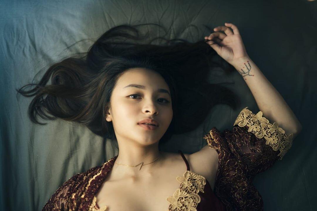 Revina VT, Selebgram Cantik Yang Menolak "Ngamar" Bersama Psikolog