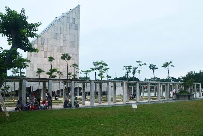 &#91;COC Regional: Lokasi Wisata&#93; Masjid Baitus Shobur Wisata Islami, Ikon Tuba Barat!