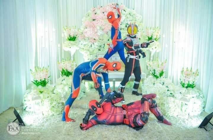 Antar Adik Perempuan Bungsu Nikah, Para Abang Gunakan Cosplay Superhero, Asli Keren!