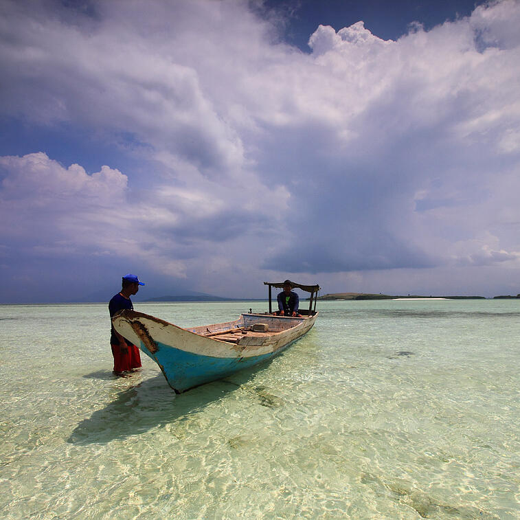 Beberapa pantai di flores yang wajib dikunjungi.
