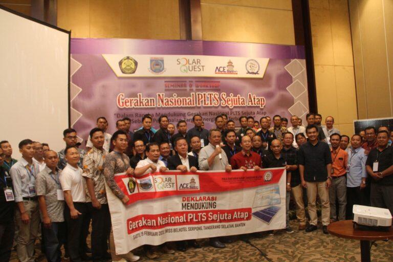Wakil Walikota Tangsel Pimpin Deklarasi Gerakan Nasional PLTS Seribu Atap