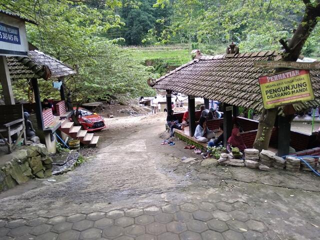 &#91;COC Regional: Lokasi Wisata&#93; Pesona Alam Pemandian Kedong Gong &amp; Watu Nganten