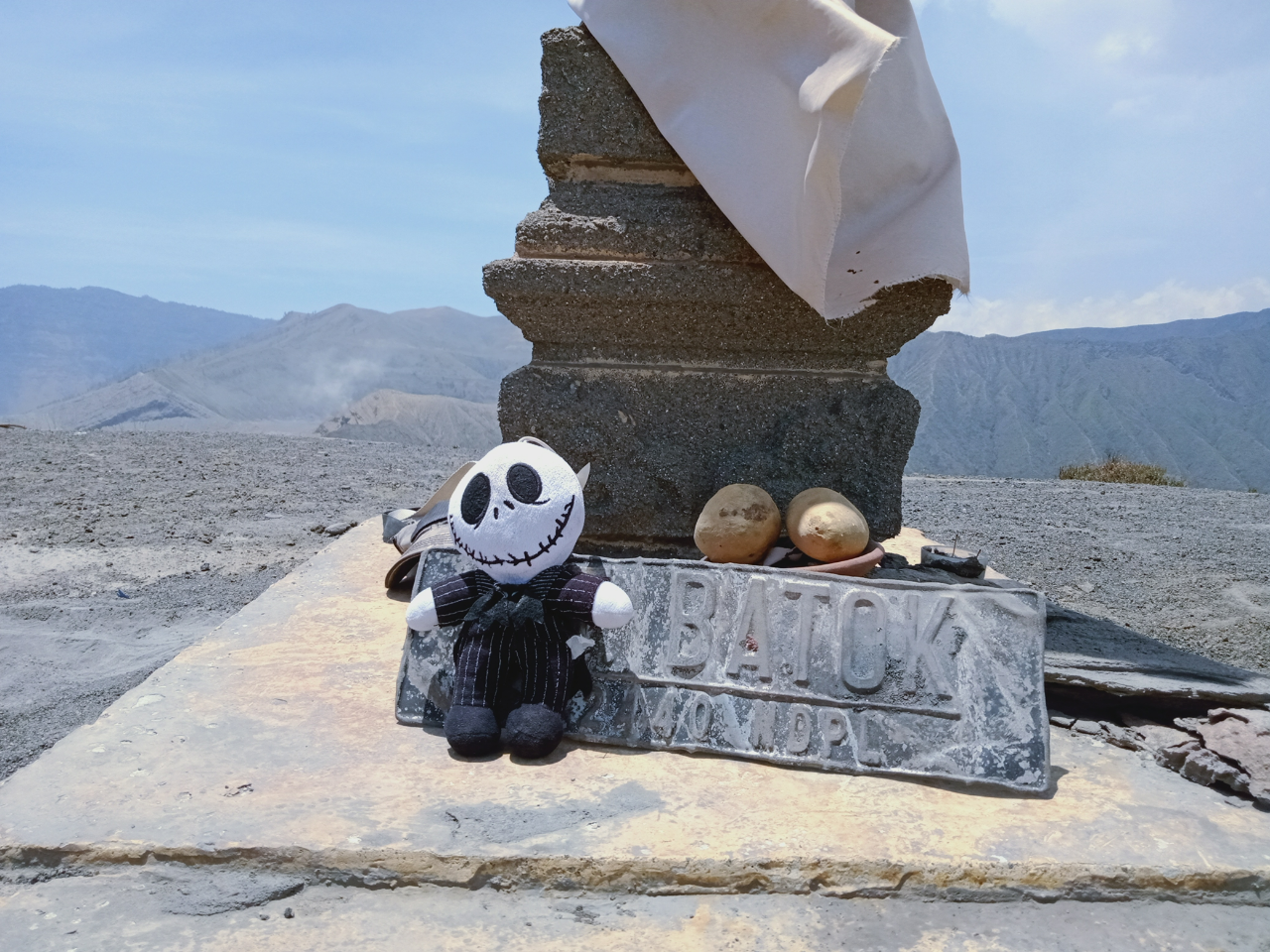&#91;COC Regional : Tempat Wisata&#93; Ke Bromo, Tak Lengkap Jika Belum Mendaki Gunung Batok