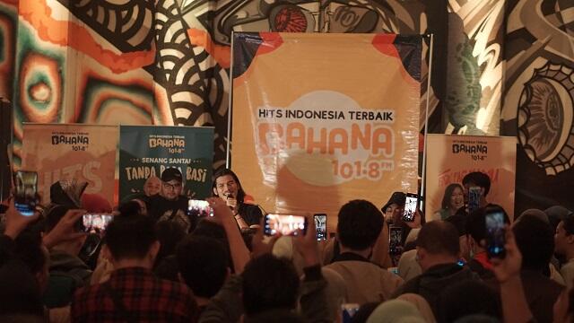 Begini Serunya Bahana On MRT Stage Bareng Virzha