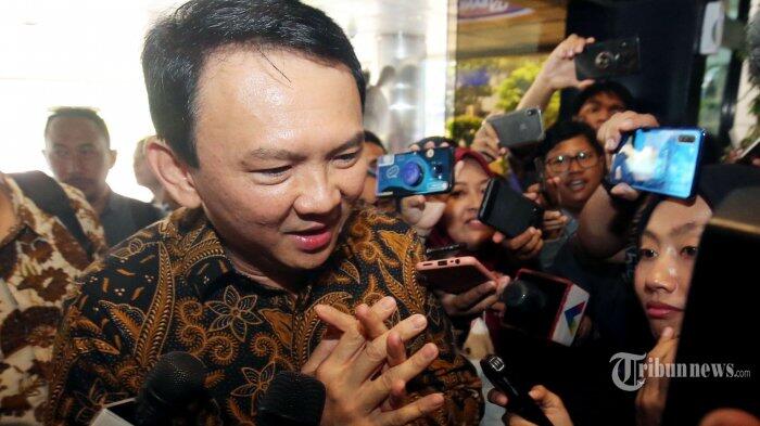 Kisah Ahok Jualan Buku Dari Balik Penjara Mampu Raup Uang Rp 19 Miliar