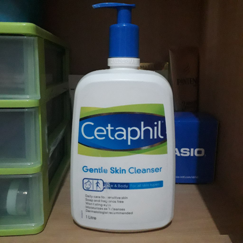 &#91;REVIEW&#93; 4 Produk Pembersih Wajah Yang Nggak Bikin Kulit Kering