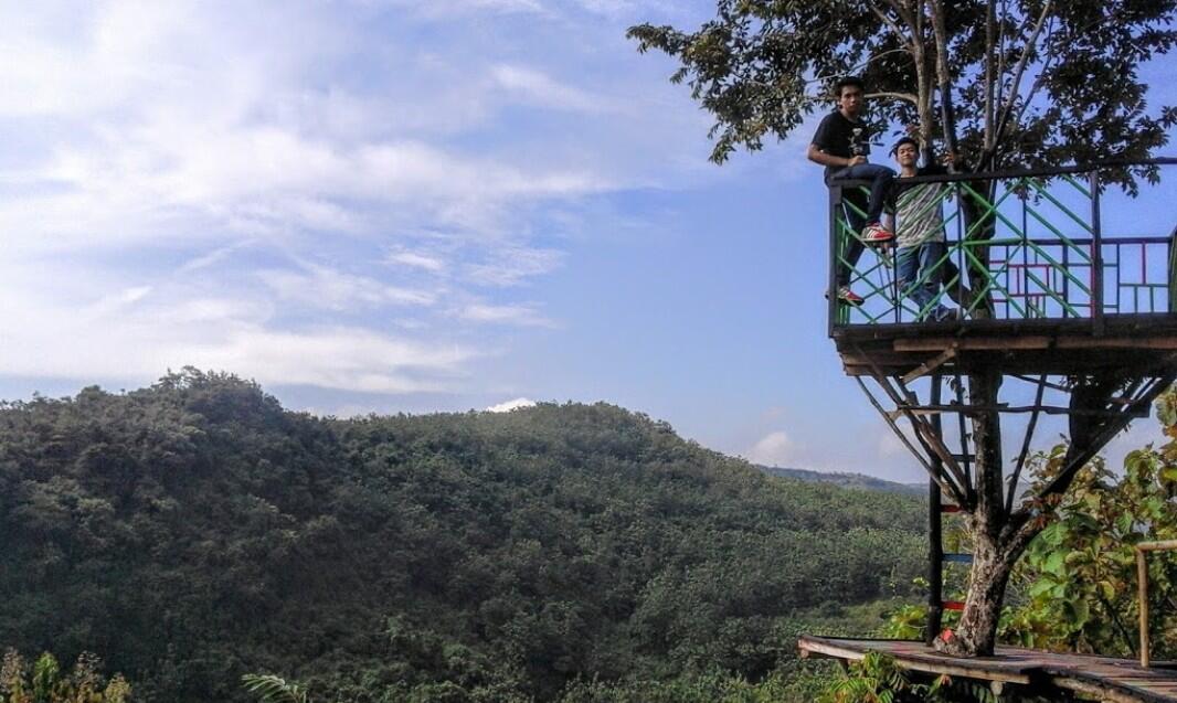 &#91;COC Regional: Lokasi Wisata&#93; Pesona Atas Angin di Bukit Pandang Duren Sawit Kayen
