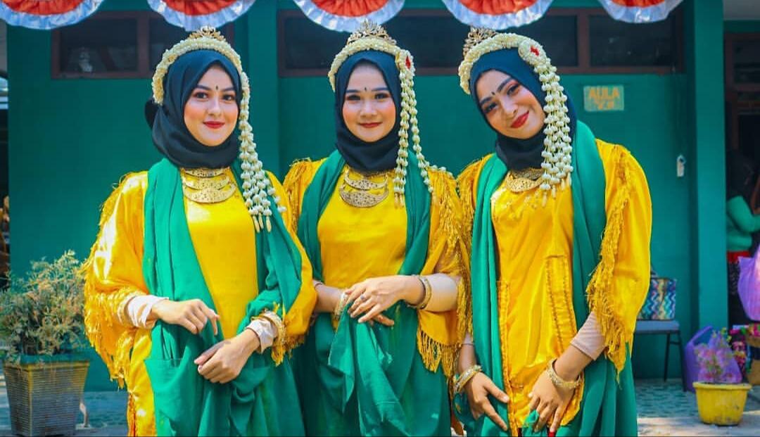 &#91;COC Regional : Kesenian&#93; Tarian Para Bidadari Dari Kalimantan Selatan