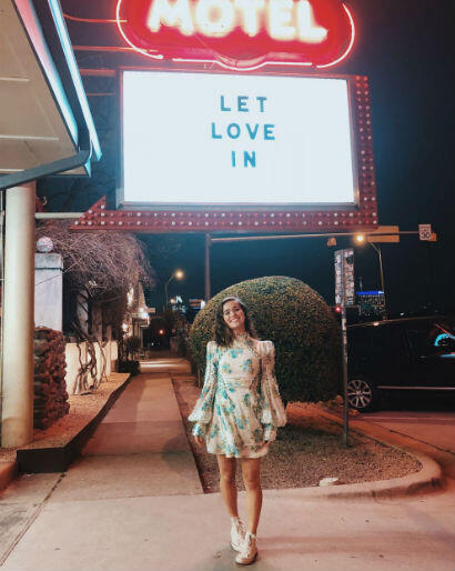 9 Fashion Style Haley lu Richardson, Gemas Sekaligus Trendy Banget!
