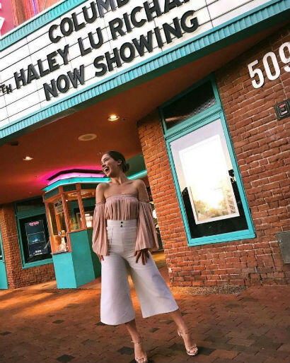 9 Fashion Style Haley lu Richardson, Gemas Sekaligus Trendy Banget!