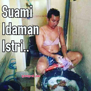 SUAMI BANTUIN TUGAS YANG BIASA DIKERJAIN ISTRI ??? - Mau gak ya ?