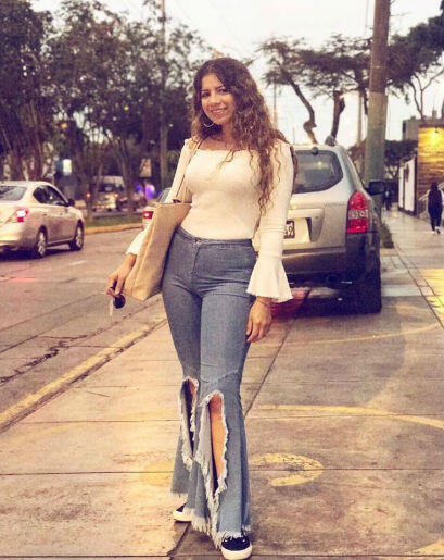 10 Inspirasi Padu Padan Hippie Style,Tampilan Jadi Chic &amp; Berani!