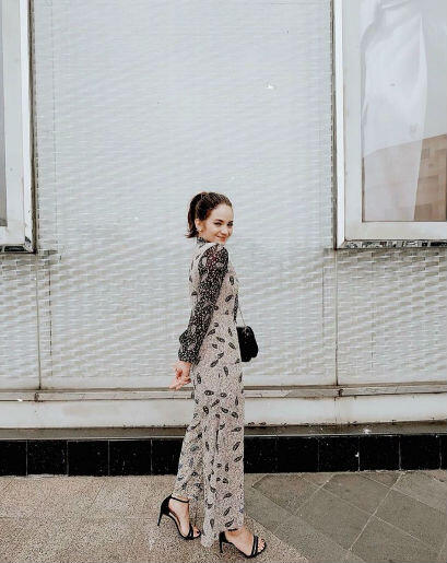 Menawan Saat Kencan Pertama dengan OOTD Kece Ini, Gak Harus Dress Lho!
