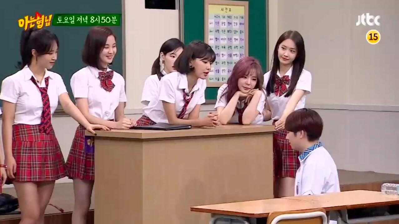 Grup K-Pop yang Membernya Paling Sering Diundang di Knowing Bros ! Sudah Nonton ?