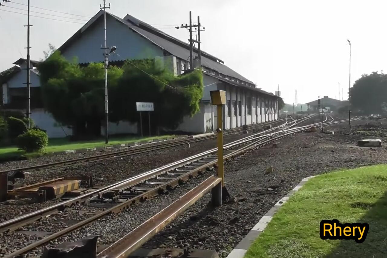 &#91;COC Regional : Lokasi Wisata&#93; Wisata Industri KERETA API di Madiun