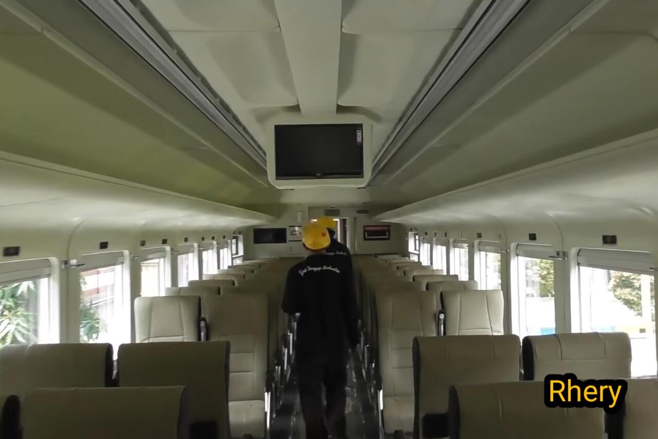 &#91;COC Regional : Lokasi Wisata&#93; Wisata Industri KERETA API di Madiun