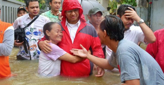 Jakarta Dikepung Banjir, Anies Panik hingga Batalkan Semua Rapat