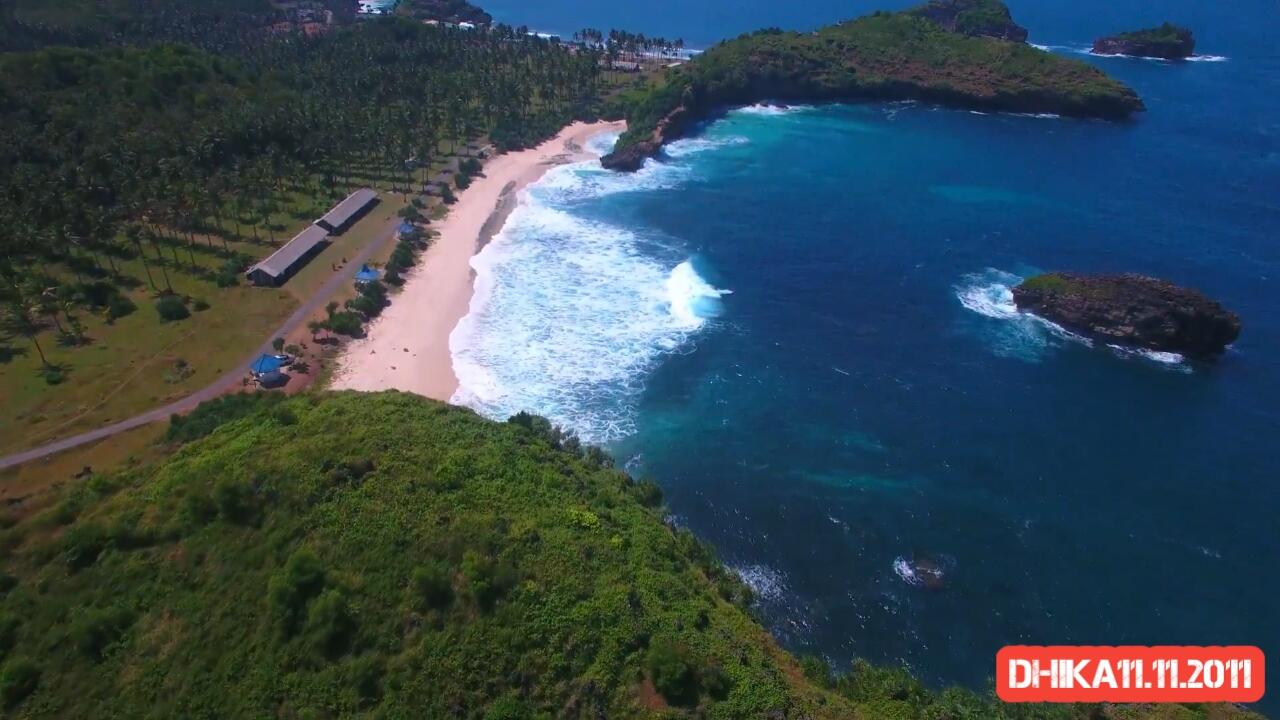 &#91;COC Regional : Lokasi Wisata&#93; Pantai Srau Pacitan Surganya Para penyendiri